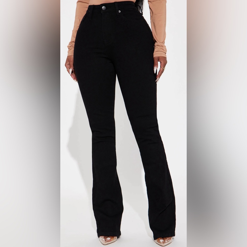 NWT fashion nova Toledo, sculpting boot cut jeans size 5